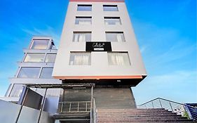 Collection O Vanamthopu Center Nellore Formerly Esr Guest Inn
